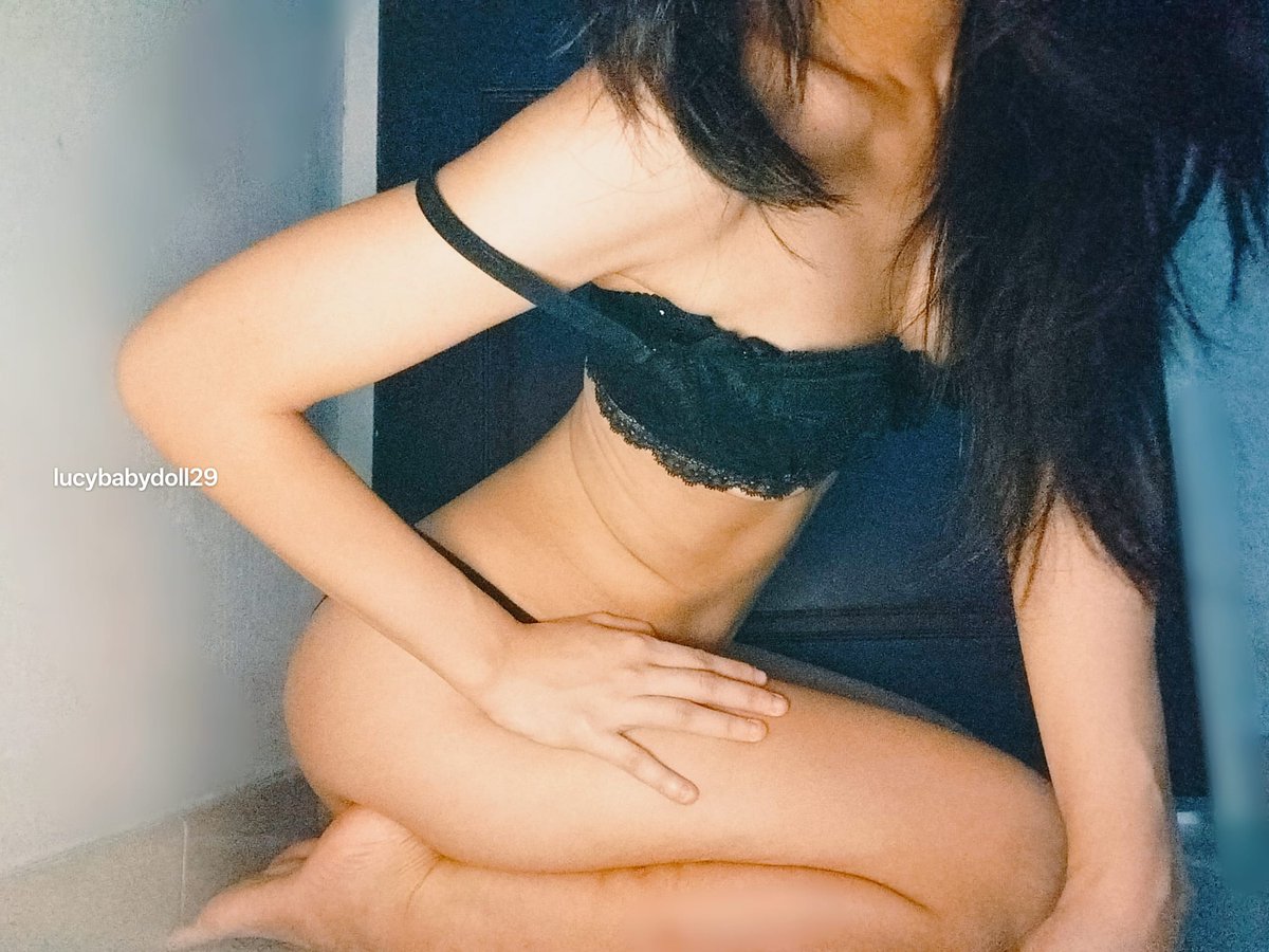 lucybabydoll29's tweet image. Happy weekend guys! 🥰#weekend #viral #lingerie #sg