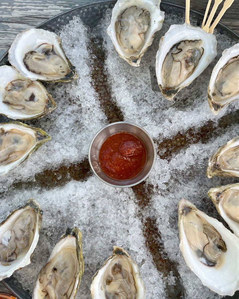 LegacySIR's tweet photo. Portland is known for its working waterfront, fresh seafood, and independent spirit but did you know it has also been named the #1 small city food scene in the United States?

View the full article at the link below!
https://t.co/aLKEQKMCA7 

#PortlandMaine #MaineFoodScene https://t.co/1Pw10bb0Kg