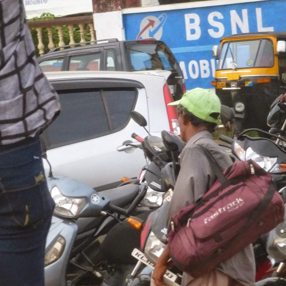 Street, confused!

May 24, 2015, 17:51