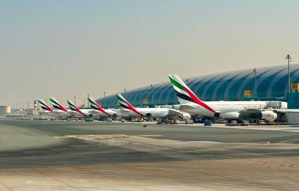 Vats_Asodariya's tweet image. 🇦🇪✈️ UAE airspace fully reopened — skies back to normal..!

Emirates ~80% capacity
Etihad Airways ~75% and climbing 📈

First full recovery since Iran tensions began.

#UAE #Aviation #TravelNews