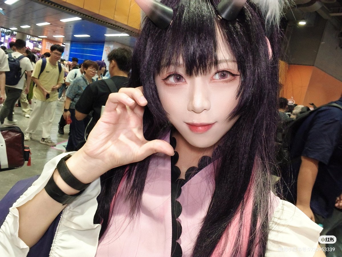 Akubi tweet media