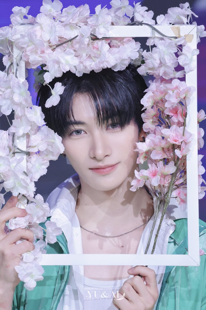 260502 Fansign HQ2 🌸 #NEXZ #YU #ユウ #유우 #ネクスジ #넥스지