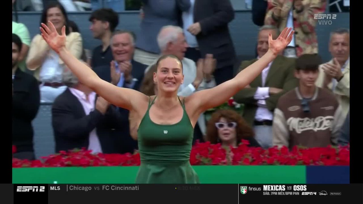 ESPNtenis's tweet image. ¡DEBUT SOÑADO! 🏆

Primera final WTA 1000, primer título para 🇺🇦 Marta Kostyuk en #Madrid.