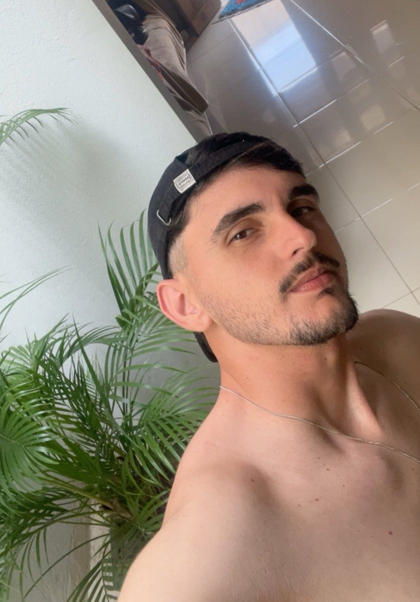 adrianopieruzzi's tweet photo. 🙃 https://t.co/wpvCOU8vbo