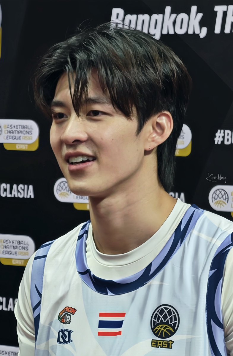 khun klomkling tweet media