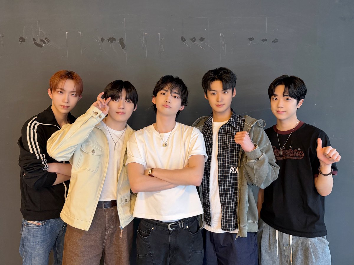 BXB_wolfburn's tweet image. 260502 BXB LAST VIDEO CALL EVENT

#BXB #비엑스비