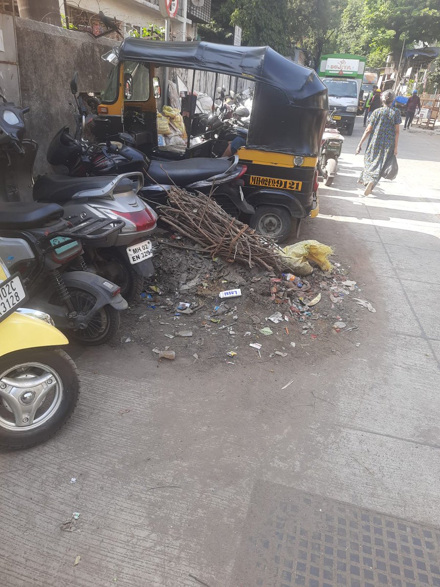 miteshm100's tweet image. @mybmc Muck still lying on road Muck removed from gutters.
On 10th April 2026
On 2nd May.and Its all across from Jw Marriott to juhu tara .
#Voice of Juhu beach