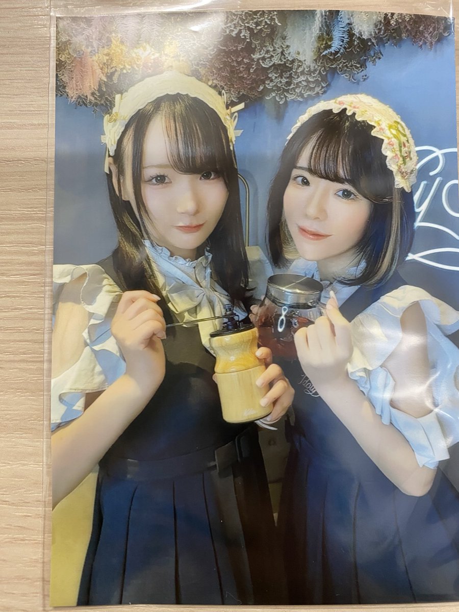 トシ tweet media