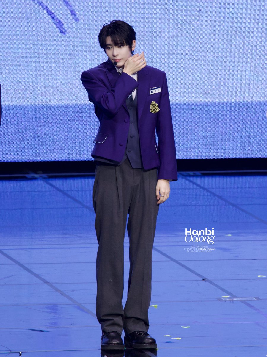 Hanbi｜FM in Seoul Day2

#한비 #HANBI
#SMTR25_FM_TOUR_GraduationTrip
#GraduationTripSeoul #SMTR25