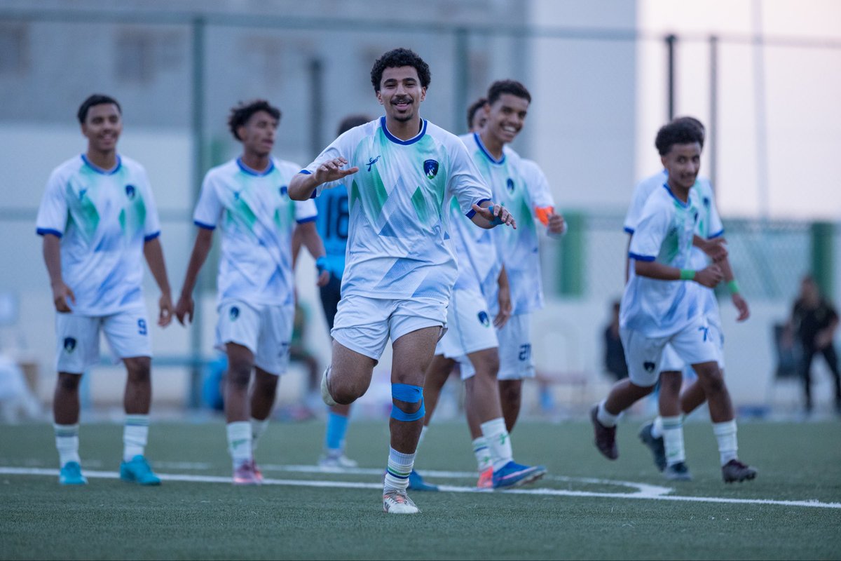 alshullaclub66's tweet photo. ⏰ نهاية المباراة 

الشعلة 2 🆚 القنفذة 1

مبروك لفخر الخرج😍⚽️😍 https://t.co/7mZJ0OQl2g