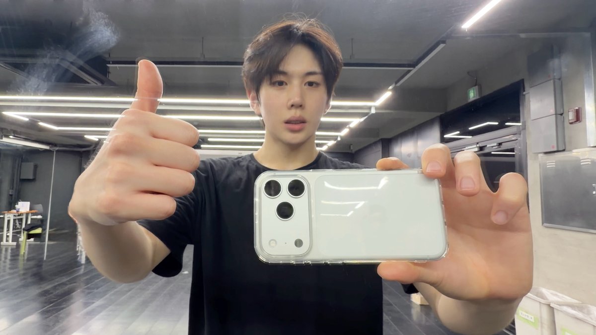 BAE173_official's tweet image. [📺]

25살 남자의 일상

🔗 youtu.be/0-vyD6UcWT0?si…

#BAE173 #비에이이173
#YOUNGSEO #영서
#BAE_LOG
