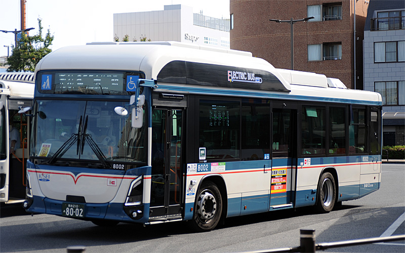 今日は京成バス東京のエルガEVを撮りに亀有へ。すぐに来たものの、被