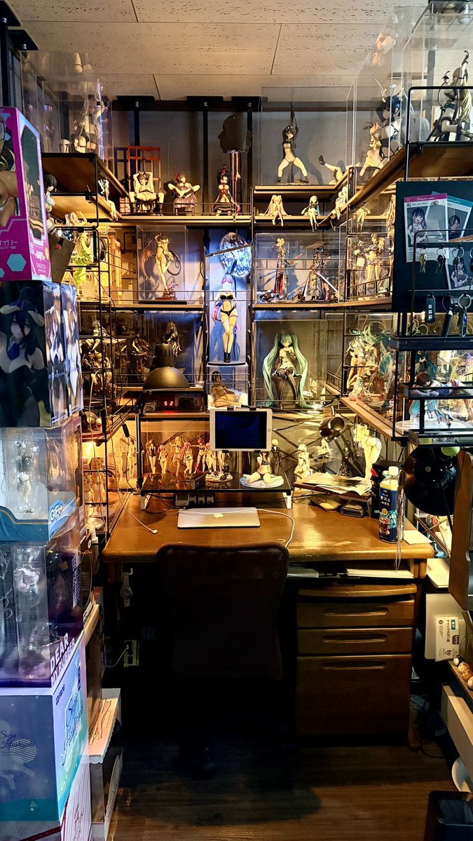 figuresamurai's tweet photo. 厳選したってこんなになります
まだまだ欲しいフィギュアもあります
未開封タワー、地震大丈夫かな

しんど https://t.co/n4eeE7FPmO