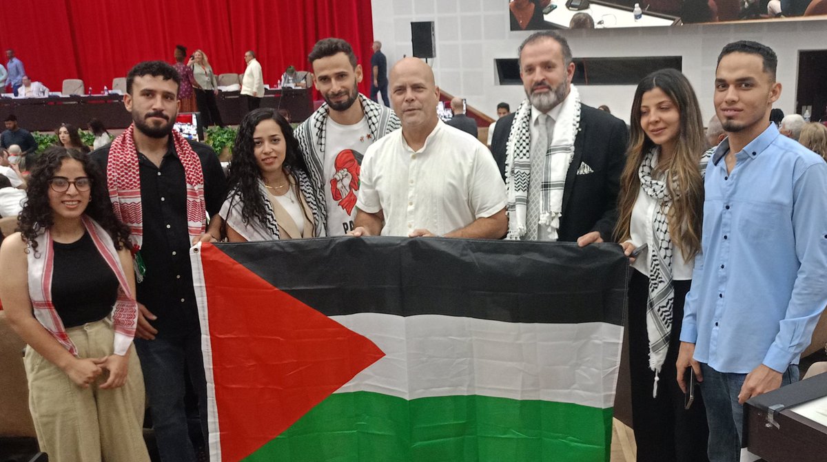 ¡Viva Palestina!
#Cuba #CDRCuba #1deMayo #LaPatriaSeDefiende