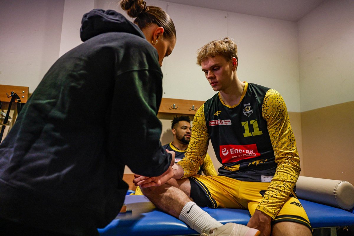 treflsopot's tweet image. Kasper Suurorg wraca do składu Energi Trefla Sopot! 🔙

Z powodu kontuzji w meczu ze @Stal_SA_Ostrow nie zagrają Jakub Schenk, Eric Lockett, Mikołaj Witliński i Mindaugas Kacinas. Litewski skrzydłowy zmaga się z urazem pleców. 

#plkpl