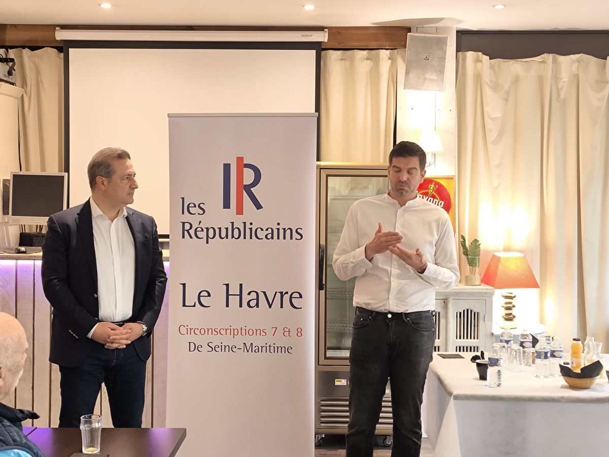 SeydouTraoreLH's tweet photo. Ce samedi matin au Havre , un petit déjeuner convivial autour @jonashaddad , président de fédération @LRepublicains76 ,sous la direction de @BNaous et en présence @augustin_boeuf , vice président @LeHavreMetro . @lesRepublicains @BrunoRetailleau #Circo7 et #Circo8 @seinemaritime https://t.co/ei2xkf8bMQ