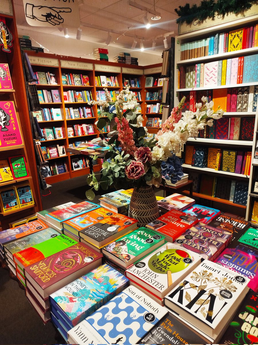 emreadsthebooks's tweet image. I think I deserve a little treat...