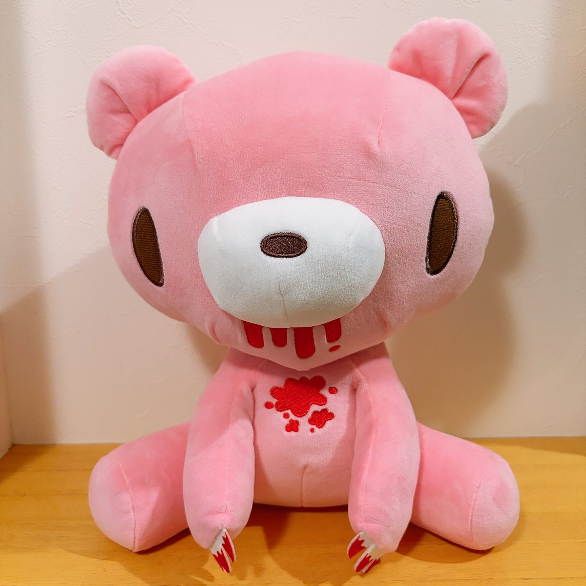 明日のドレスコード🎀でうちの子連れて行くけど大きい子はお留守番ね🩷🧸
#MONSTA_X #NEXUS #GLOOMY