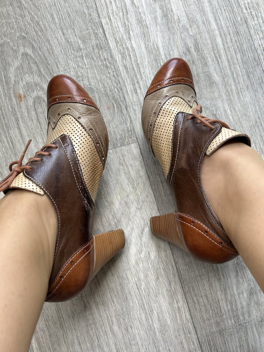 👣Miss Katrin👣 tweet media