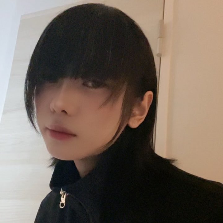 猫背（有シ鉄線） tweet media