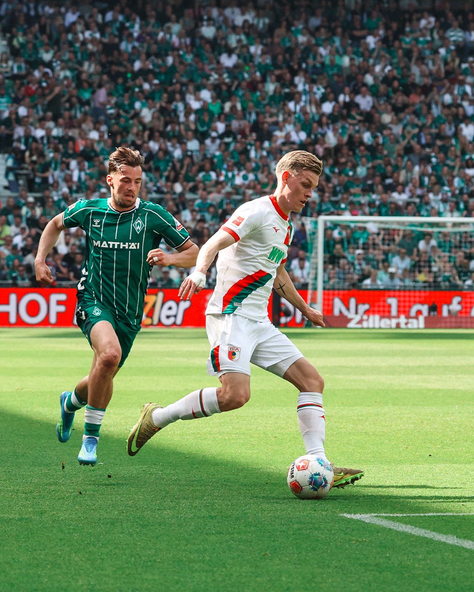 FCAugsburg's tweet image. In den letzten Minuten hat die #FCA-Offensive wieder mehr vom Spiel! 👍

41' | 0:1 | #SVWFCA
