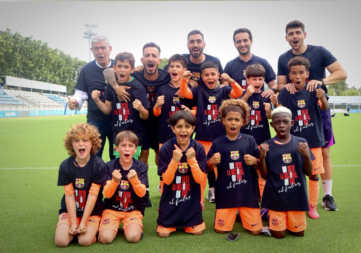 FC Barcelona - Masia tweet media