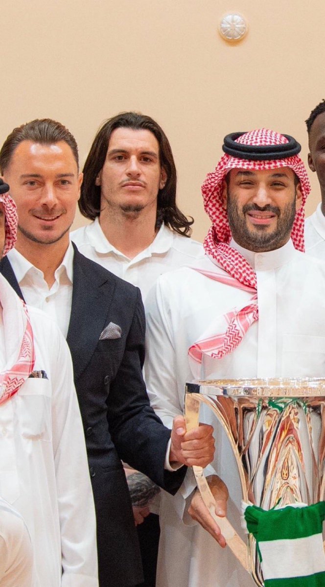 عليّ #النخبوي💚💚💚 tweet media
