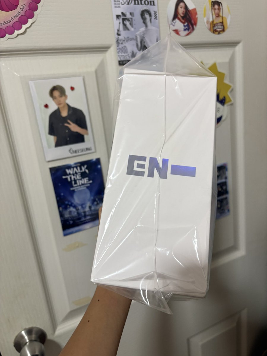 แม่ค้าไส้แห้ง/ รับผ่อน._. tweet media