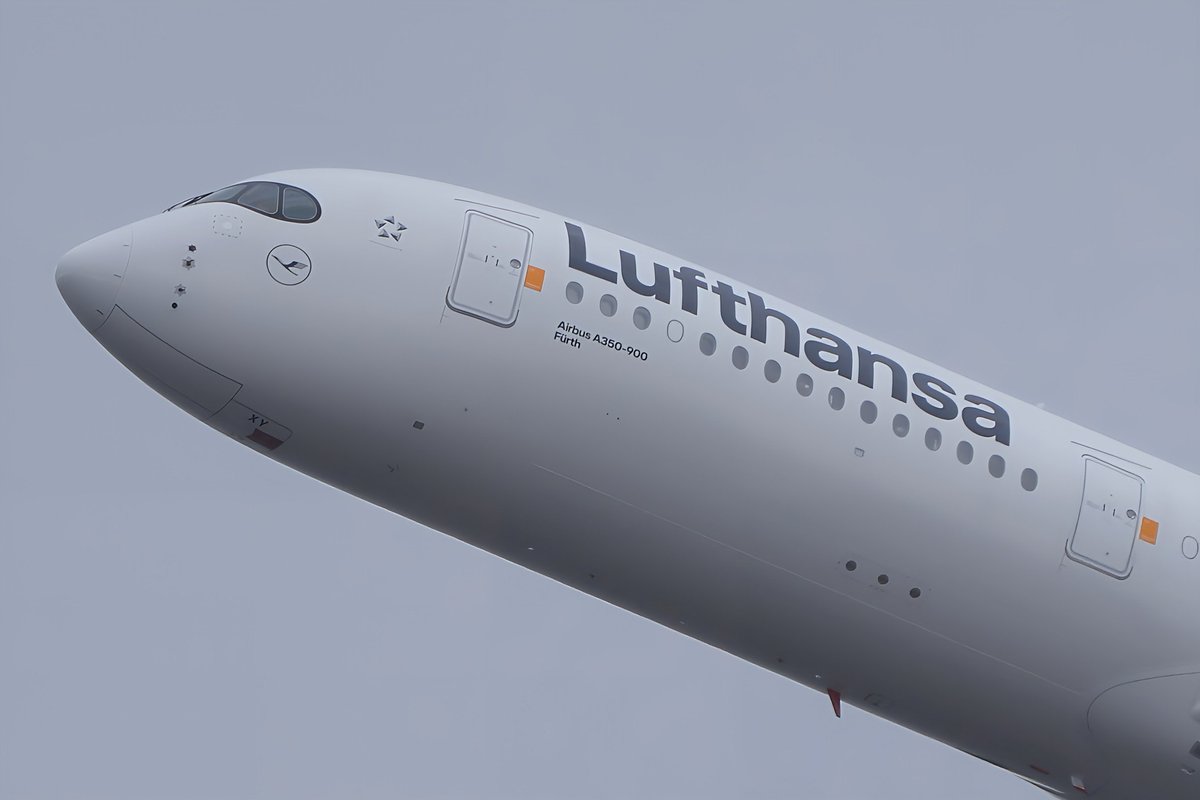 そろそろ寝ますかね LH715 D-AIXY Lufthansa