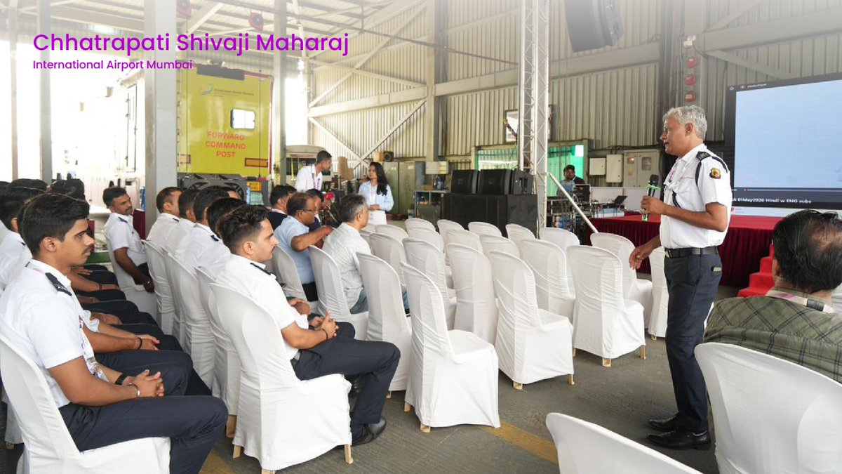 Mumbai Airport tweet media