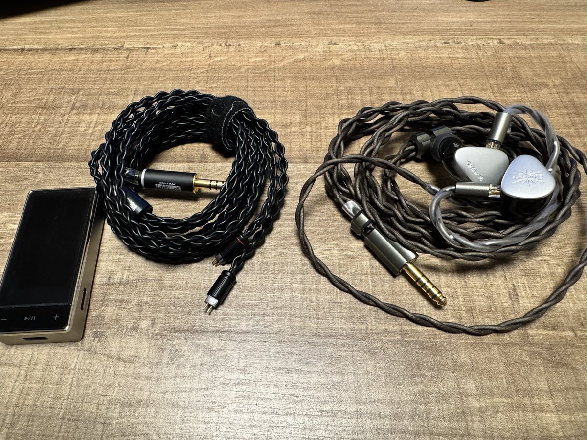 Angelears × Yongse の風神 Nobunaga Labs の CASSINI-AXIS の2本を