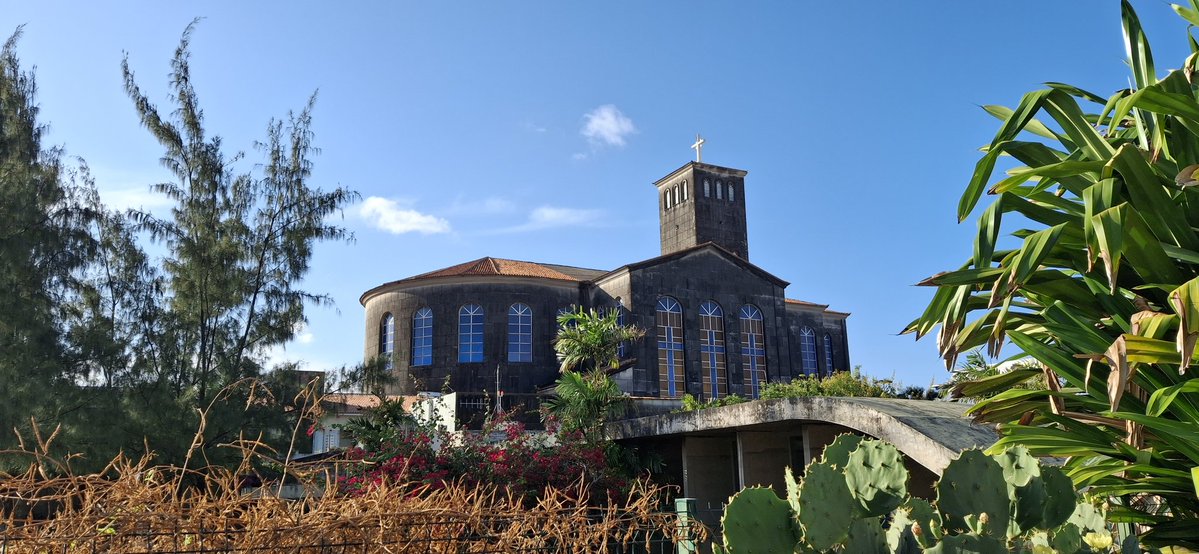 Brazilian Catholic Aesthetics tweet media