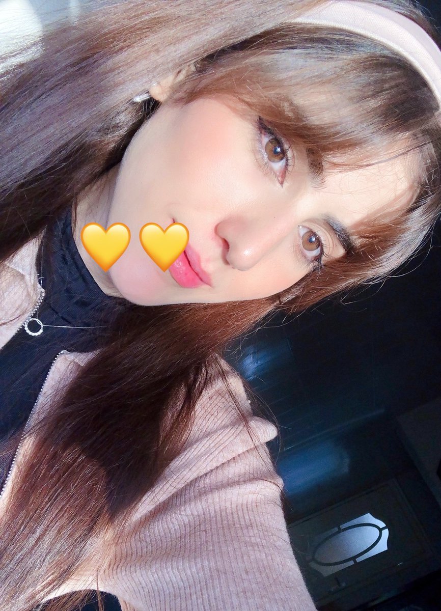 وايـت tweet media