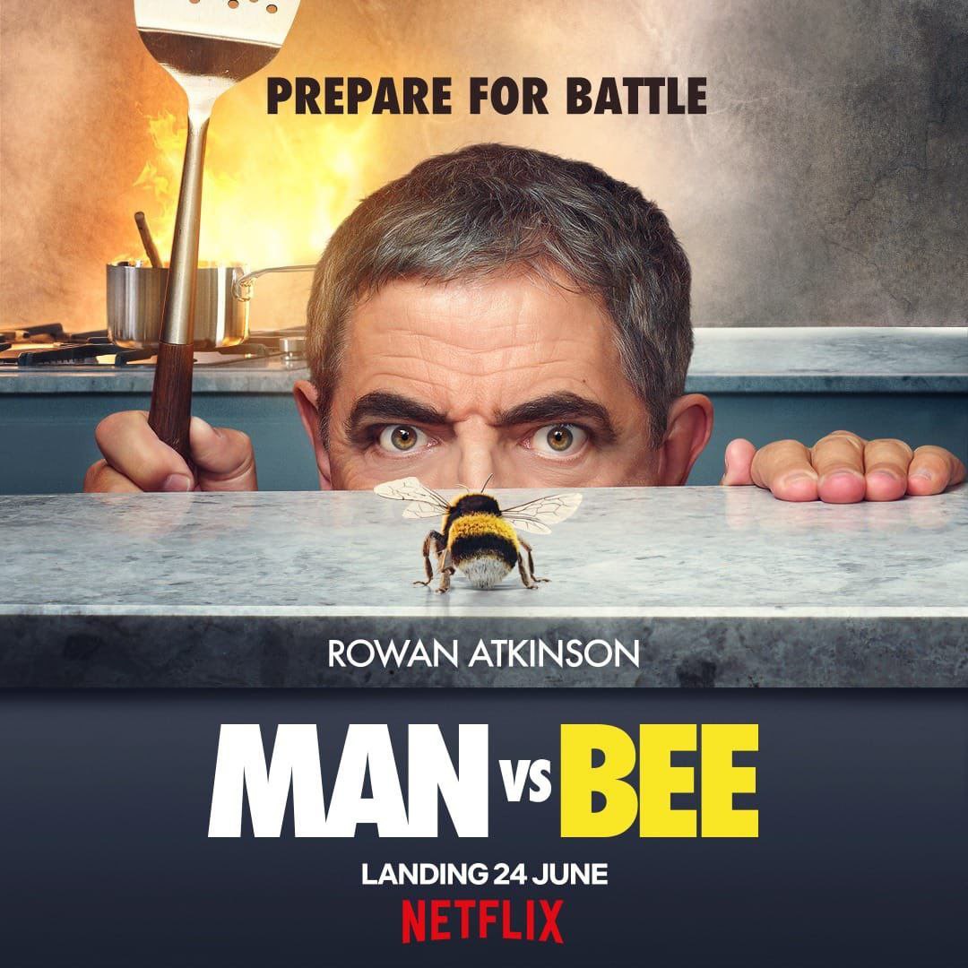 Agentbean001's tweet photo. #ManvsBee - 2022
⭐⭐.75/5 
 Okish 🙌

📢 Trevor Bingley (Rowan Atkinson) ஒரு நல்ல மனசுக்காரர் ஆனா ரொம்ப clumsy ஆன மனிதன்.
ஒரு rich couple-ஓட luxurious mansion-ஐ சில நாள் பாத்துக்கவரார்.
ஆனா அங்கே ஒரு தேனி வருது 🐝.
அதுக்கப்புறம் Trevor vs Bee-னு ஒரு முடிவில்லா “war”
1/2
⬇️ https://t.co/aHMZ09v6TZ