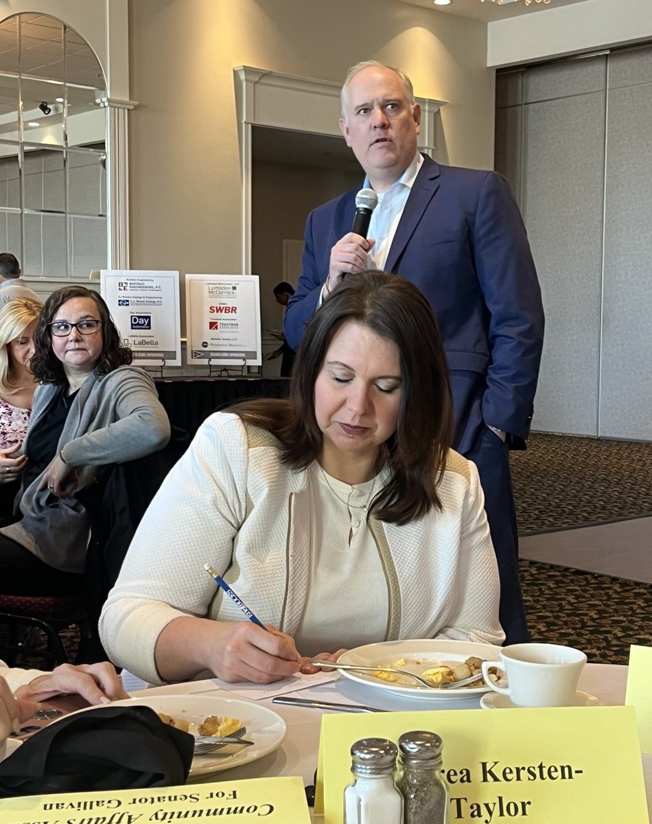 140thBill's tweet photo. This morning I had the honor of addressing @ECASBnews at their legislative breakfast. We discussed the latest in Foundation Aid news, NY's teacher recruitment plans, my ongoing fight for BOCES support, student mental health, advocacy tips, and more.

An energizing event, always. https://t.co/XmEhWkX18F