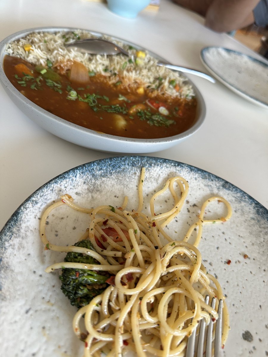 Taraa077's tweet image. Who wants to join for dinner 😍 
#dinner