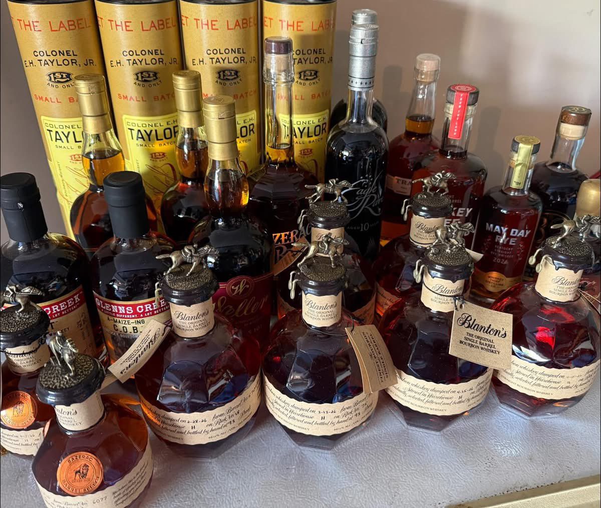 Happy Hour Liquor & Bar 🥃 tweet media