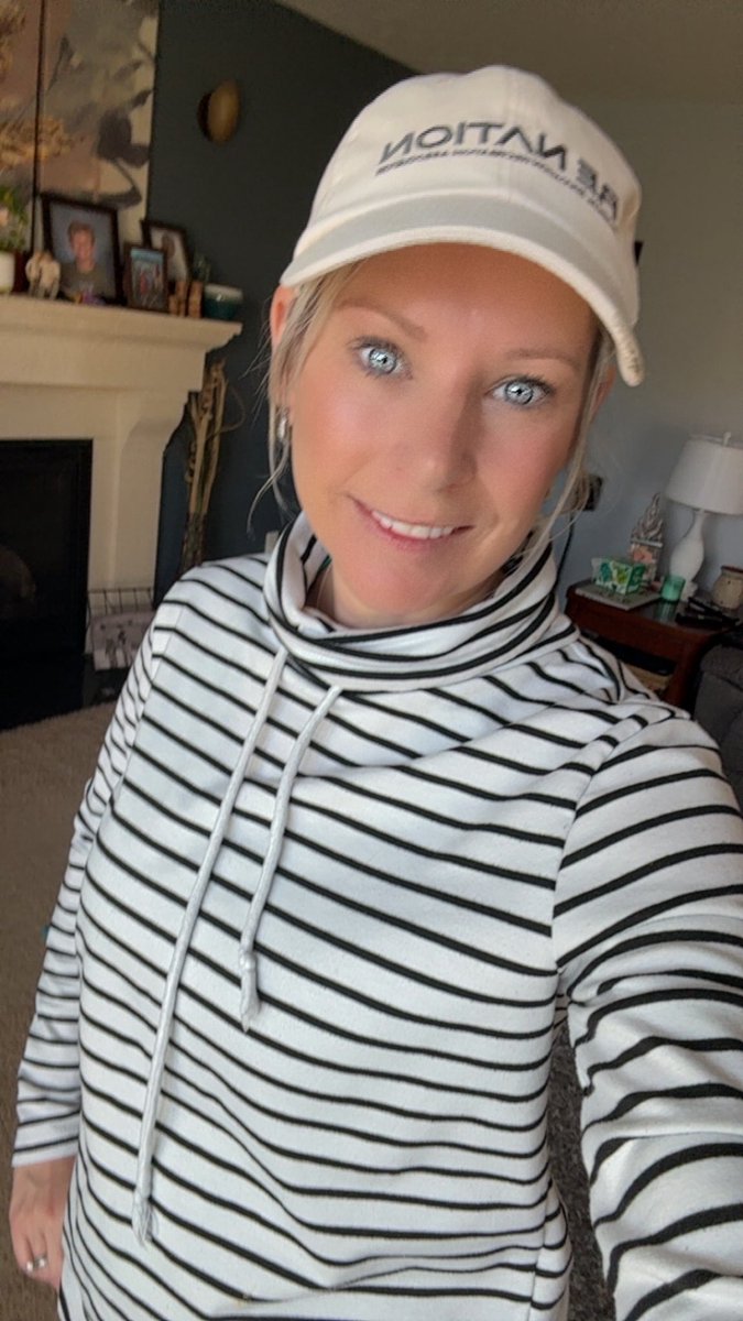 X-Ray Barbie💞; Sarah with an H (Mama Smoke) tweet media