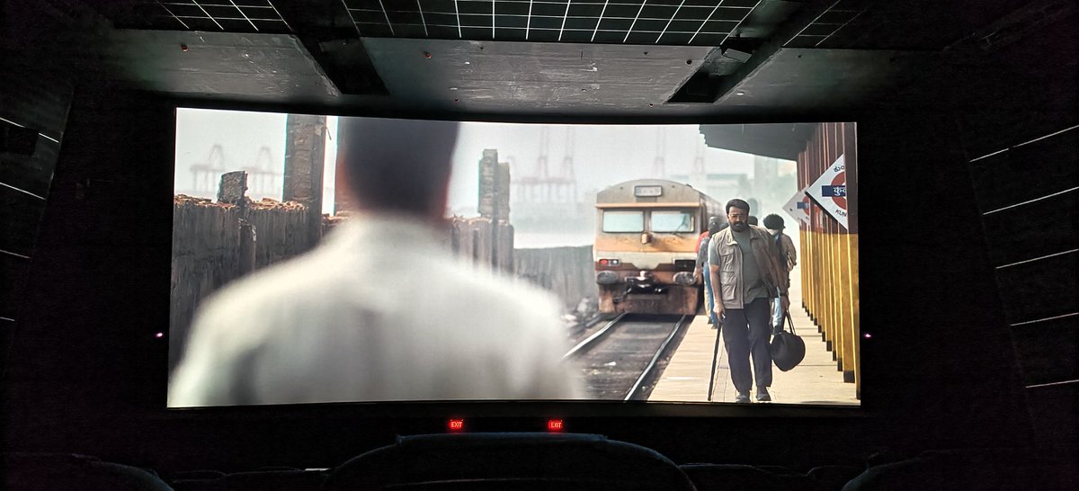 CineManiac tweet media