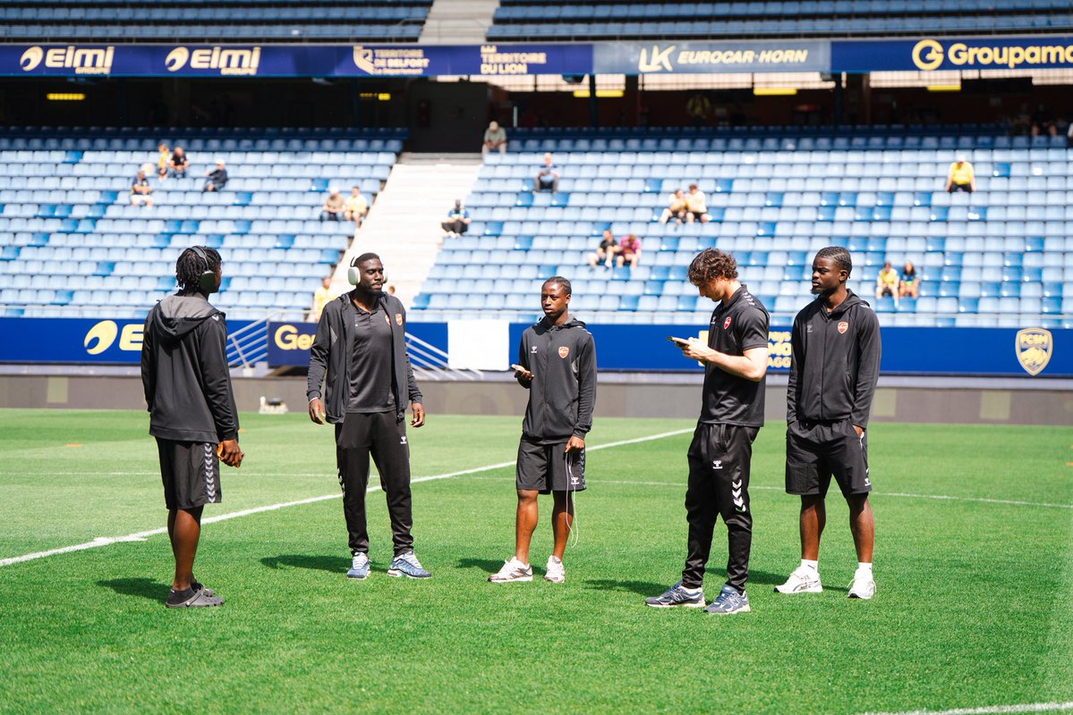 Valenciennes FC 🦢 tweet media