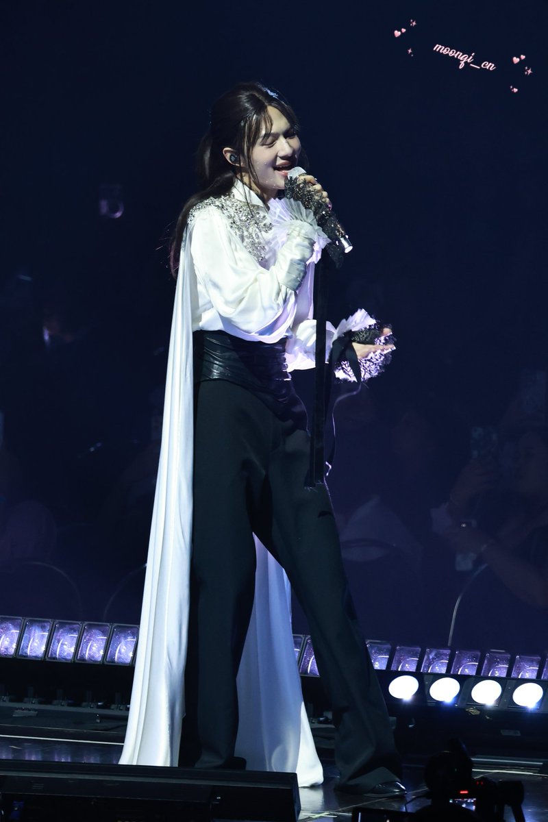 moonqi_cn tweet media