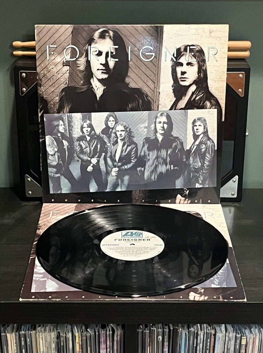 Czar321's tweet image. Foreigner - Double Vision 
Happy Birthday Lou Gramm
#NowPlaying
