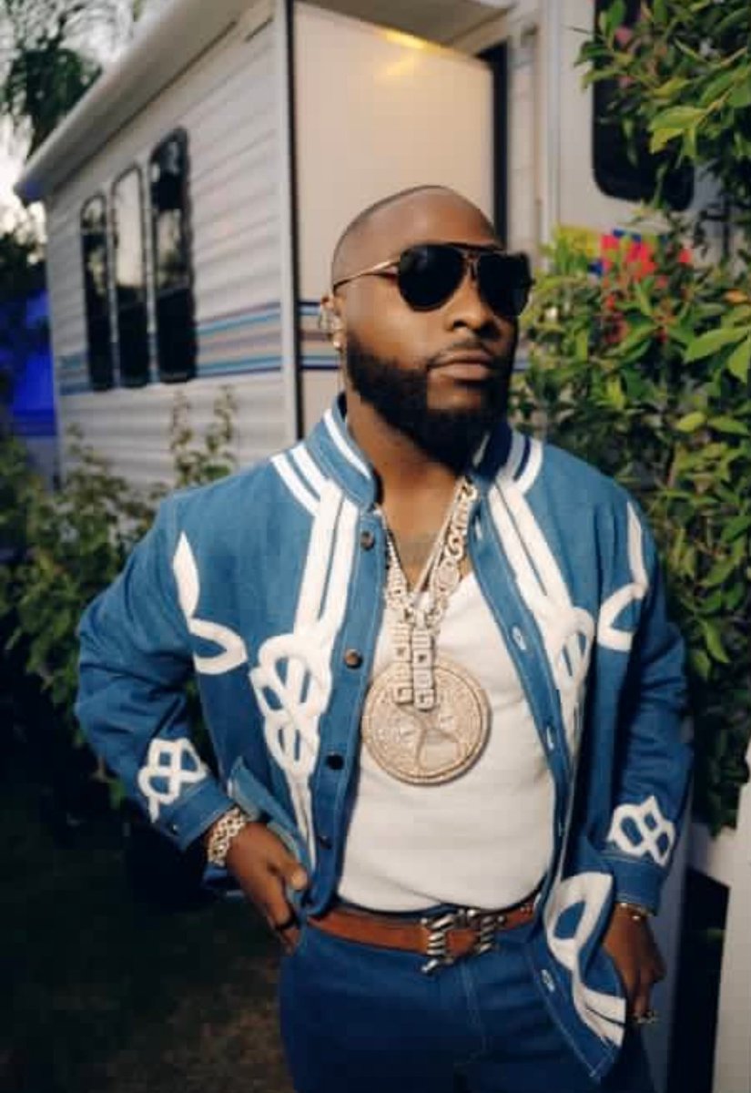 iamAbella_'s tweet image. A true Davido fan will not scroll without giving him some hearts❤️ #Timeless 
 #30BG #DavidoIsBack🎶