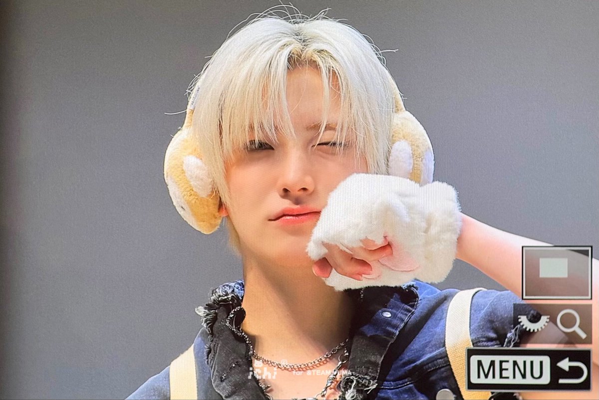 쿠웅 tweet media