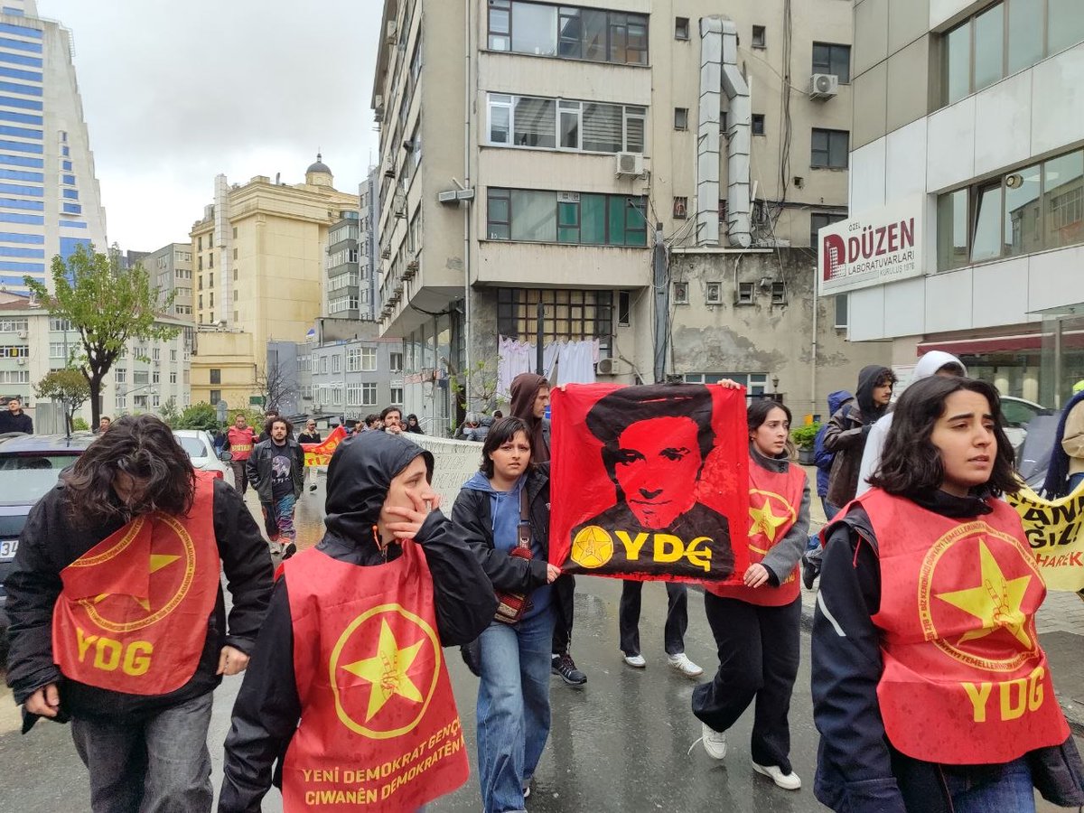 rona ☭ tweet media