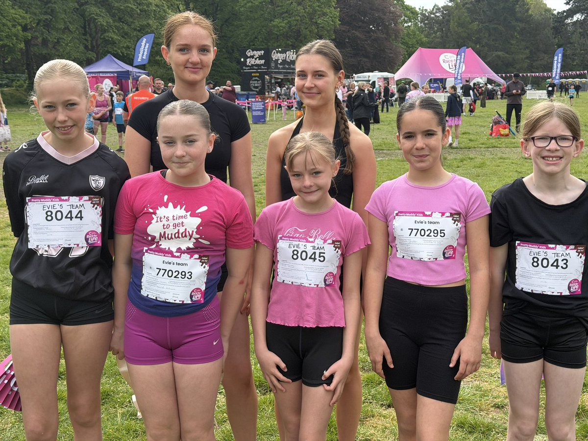 natlaws19's tweet photo. Very proud, thank you girls,  please help &amp; donate to make a difference.  Well done Team Evie https://t.co/YfDJNI24lX