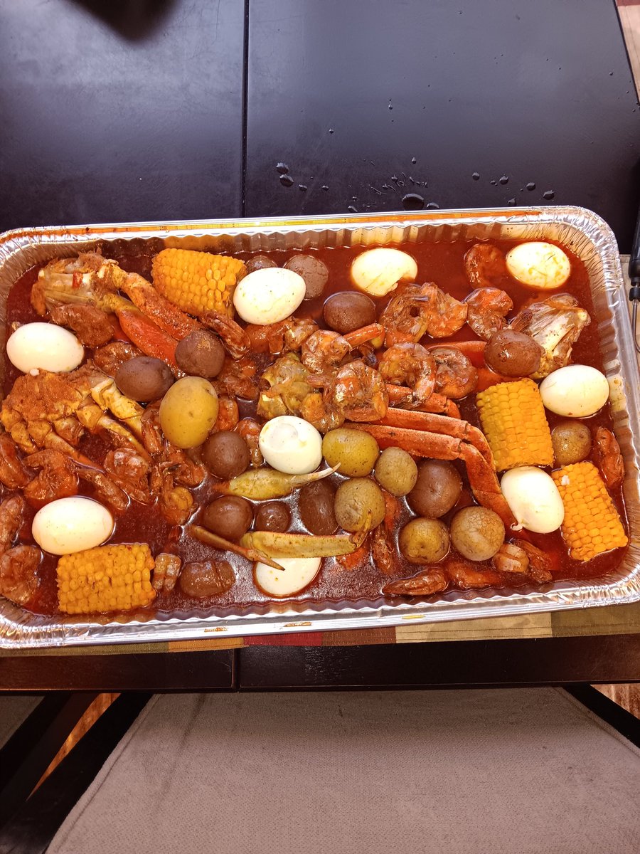 Beatric87360359's tweet image. I Made #Seafood #Boiled For My Family #SoGood 😍😋🍤🦀🥚🥔🌽