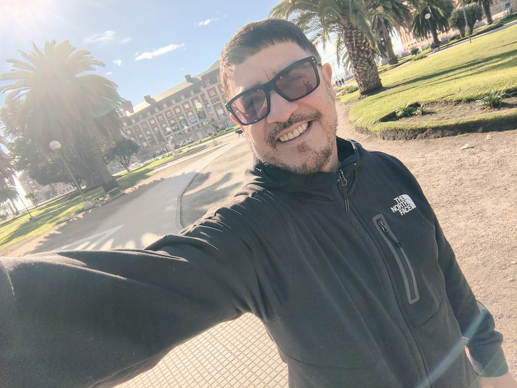 djtrotex's tweet photo. En la Feliz soy feliz !!!, lindo sábado para todos. La vida sigue, a disfrutarla #FelizSábado #MardelPlata #BuenosDíasATodos #LaFeliz #PlazaColon #EnjoyTheLife https://t.co/DFvNliRgw8
