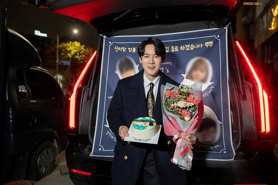 Yooyeonseok_ina's tweet photo. [2026.05.02]

Goodbye, Shin I Rang 🥹😭
Your sincerity in uncovering the truth truly help those who are treated unfairly 🥺

Hope everyone can meet their “I Rang” when facing unjust situation 🥹🫶🏻

Ⓒ Kingkong by Starship

#kkbyss #PhantomLawyer 
#YooYeonSeok #유연석 
#yooyeonseok_ina