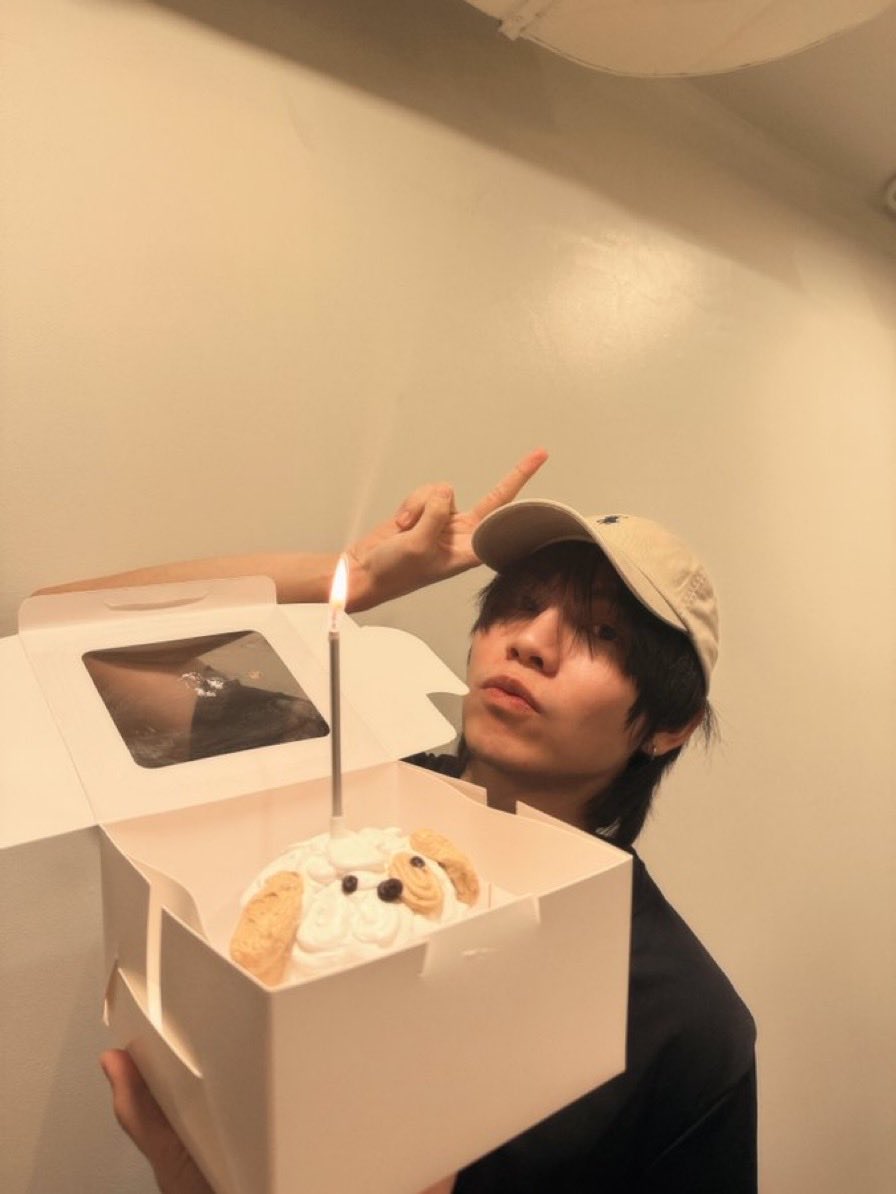 khaopilled's tweet image. how did i forget #THE 🐶 photo..